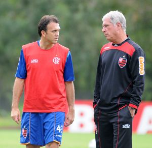Luxemburgo confirma time que enfrentará o Corinthians