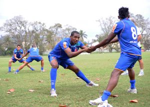 Flamengo faz animado treino recreativo no CT em Vargem Grande