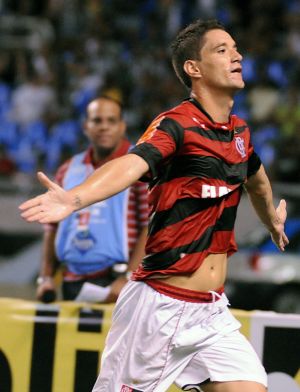 Thiago Neves: "Vamos buscar o título até o final"