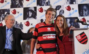 Jogadores apoiam a parceira com a Unicef