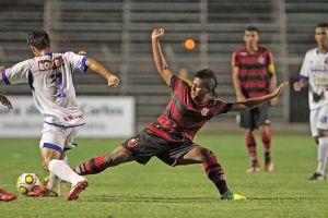 Fla empata na estreia da Copinha 2012