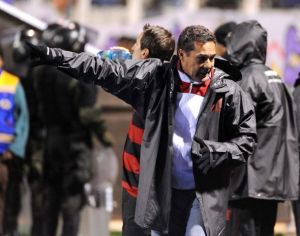Luxemburgo elogia empenho dos jogadores