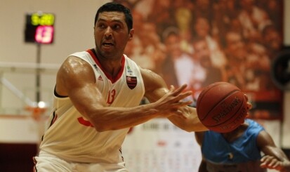 JP Batista joga mais uma temporada pelo FlaBasquete