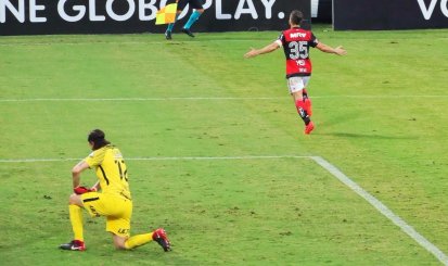 Flamengo arrasador garante vitória no primeiro tempo