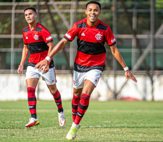 Flamengo Sub-20 goleia o Fortaleza e confirma classificação para as quartas de final do Brasileiro