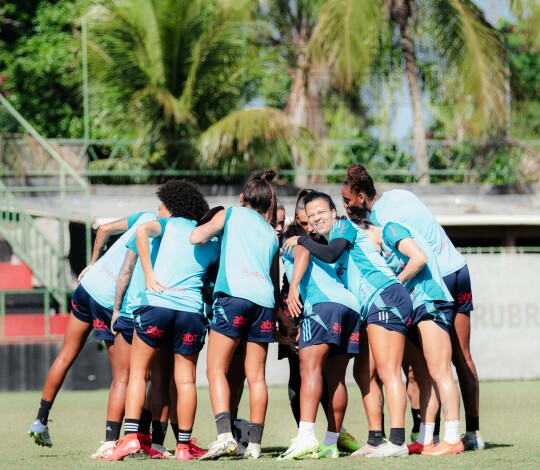 Mengão inicia disputa das quartas do Brasileirão Feminino contra o Palmeiras no Raulino de Oliveira