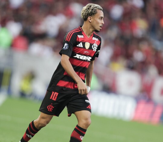 Flamengo conclui venda de Matheus Gonçalves para o Al Ahli