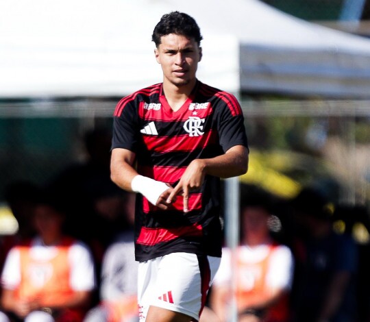 Flamengo vence mais uma pelo Brasileirão Sub-17