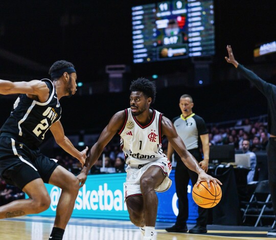 FlaBasquete perde para G League United no último segundo na estreia da Copa Intercontinental da FIBA