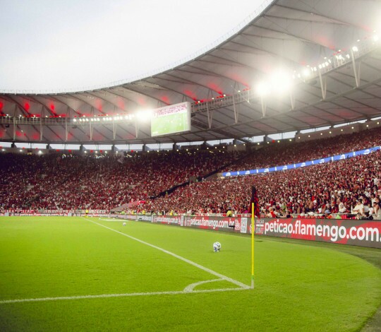 Outubro Rosa no Maracanã: Flamengo inicia campanha de conscientização no templo rubro-negro