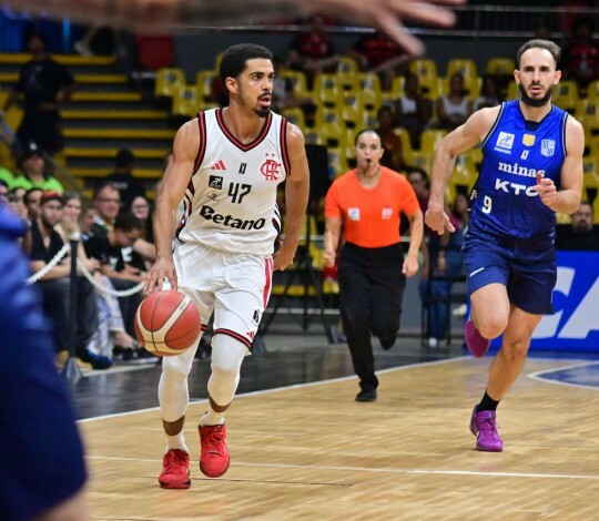 Flamengo se impõe contra o Minas e conquista o título do Torneio de Abertura do NBB