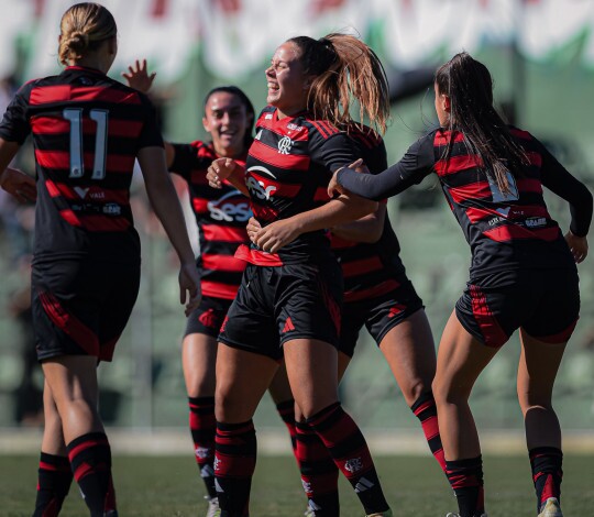 Flamengo bate o Fluminense nos pênaltis e conquista o bicampeonato do Carioca Feminino Sub-20