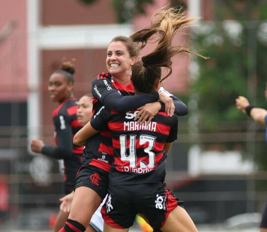Flamengo domina clássico e vence o Vasco por 3 a 1 no Carioca Feminino