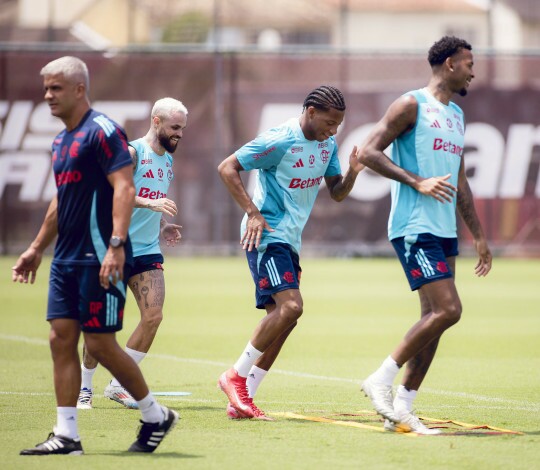 Após boa vitória no clássico, Flamengo se reapresenta visando duelo com o Palmeiras