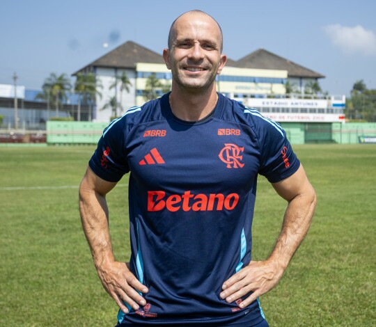 Celso Silva é o novo treinador de futebol feminino do Flamengo