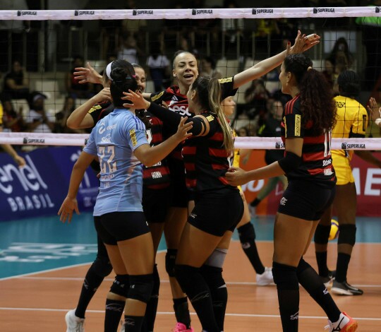 Sesc RJ Flamengo vence o Brasília Vôlei e conquista a quarta vitória na Superliga