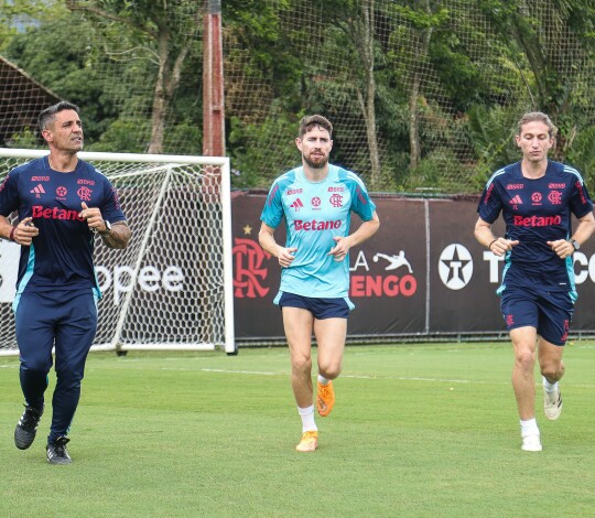 Flamengo se reapresenta com foco na preparação para o clássico contra o Fluminense