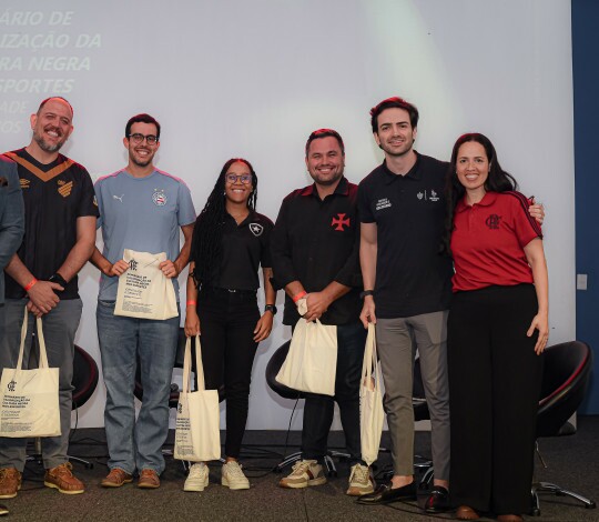 Flamengo reúne clubes e atletas em seminário sobre valorização da cultura negra nos esportes