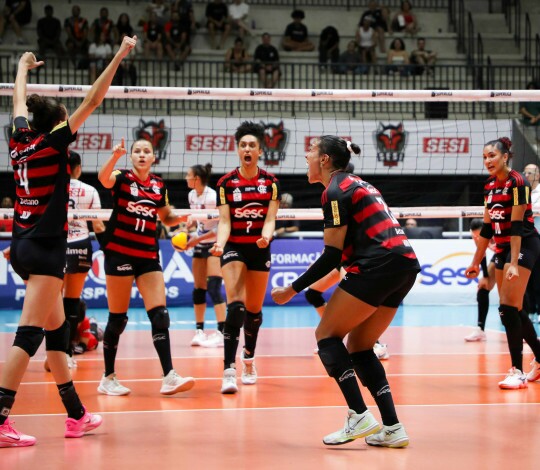 Sesc RJ Flamengo supera o Sesi Bauru de virada e chega à oitava vitória na Superliga