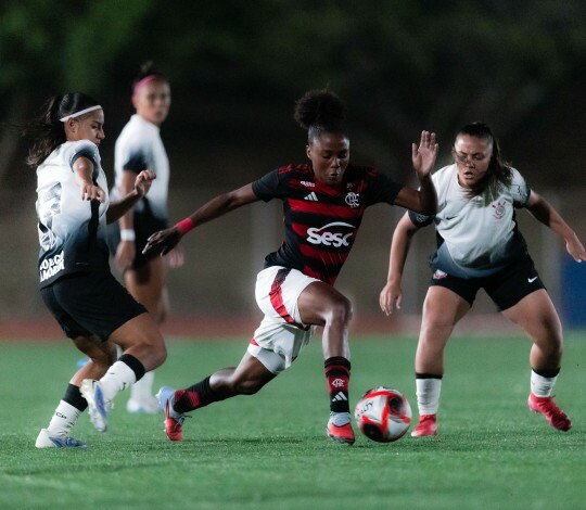 Flamengo empata com o Corinthians em 2 a 2 pela Copinha