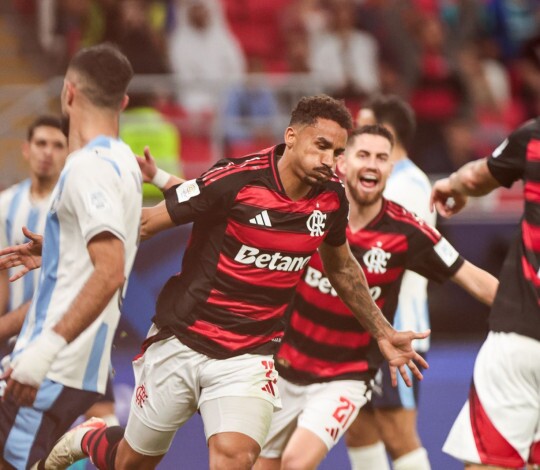 Flamengo vence Pyramids e garante vaga para enfrentar o PSG na decisão do Intercontinental