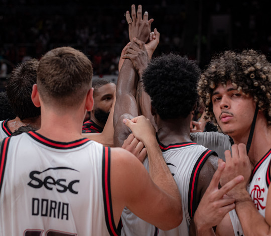 Com placar centenário, Flamengo atropela o Obras Sanitárias pela BCLA