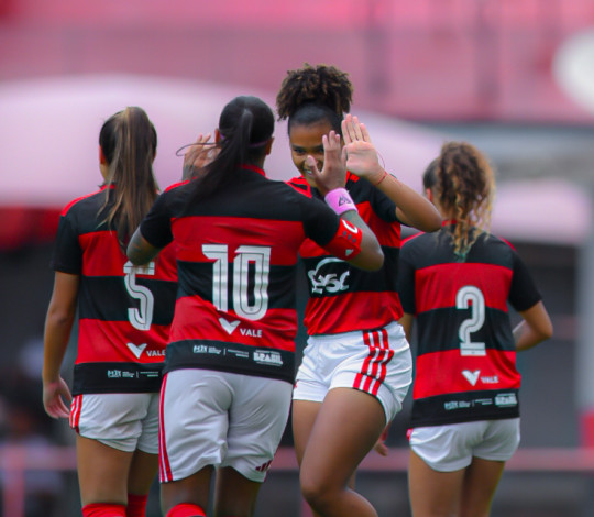 No retorno de Fabi Simões, Flamengo goleia o Real Heips por 7 a 0 pela Copa Rio Feminina