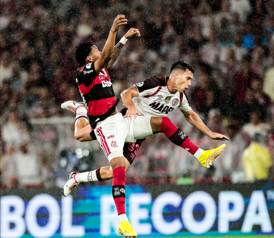 Flamengo luta até a prorrogação, mas fica com o vice da CONMEBOL Recopa Sul-Americana