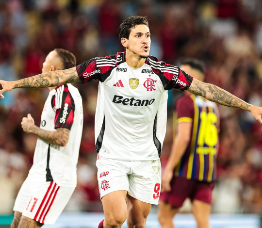 Mengão atropela o Madureira no Maracanã e avança para a decisão do Campeonato Carioca