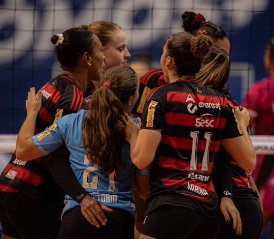 Sesc RJ Flamengo enfrenta o Gerdau Minas em busca da liderança da Superliga