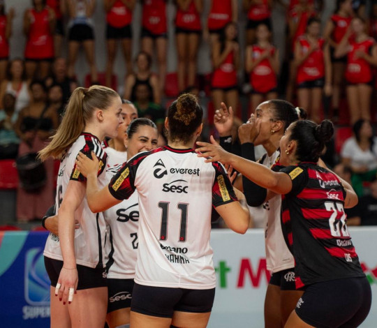 Sesc RJ Flamengo supera o Batavo Mackenzie e larga na frente nos playoffs da Superliga