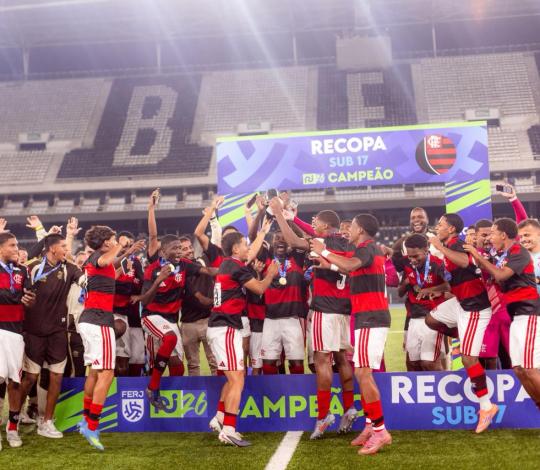Com gol nos acréscimos, Flamengo é campeão da Recopa Carioca Sub-17