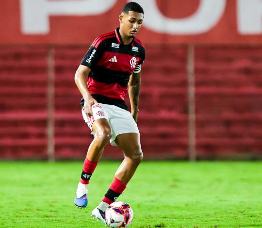 Com gol no fim, Flamengo empata fora de casa pelo Brasileiro Sub-20
