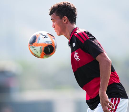 Flamengo pega o Internacional-RS na estreia do Brasileiro Sub-17