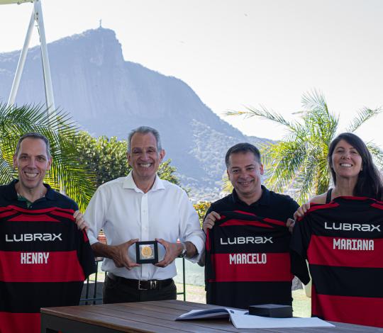 Flamengo and Lubrax announce the return of the partnership that made history in Brazilian football.