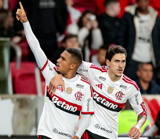 Jogando fora de casa, Flamengo pressiona até o fim e busca o empate pelo Brasileirão