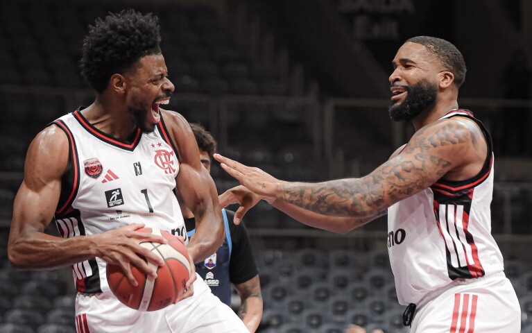 Com show de Gui Deodato, Flamengo vence Pato Basquete no retorno ao Maracanãzinho