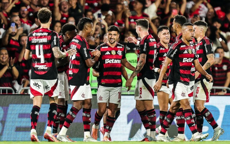 Flamengo embarca para Lima no dia 26 de novembro para a final da CONMEBOL Libertadores