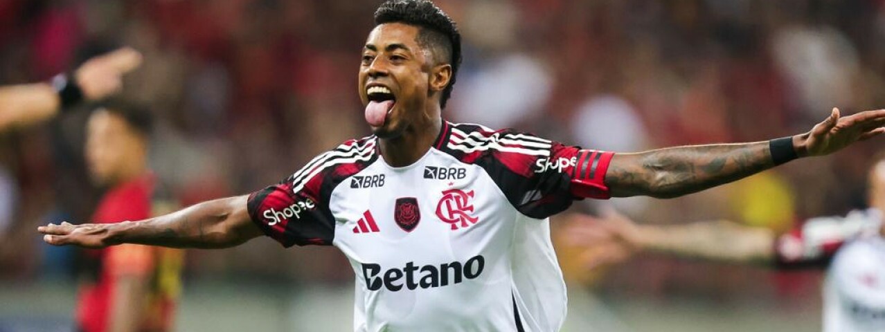 Pelo Brasileirão, Flamengo goleia o Sport no dia em que completa 130 anos de história