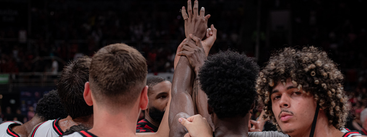 Com placar centenário, Flamengo atropela o Obras Sanitárias pela BCLA