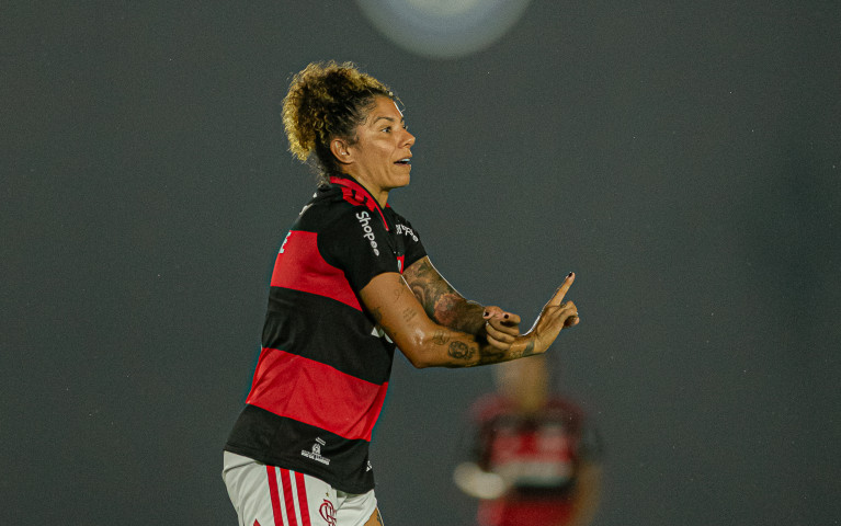 Flamengo vence o RB Bragantino por 4 a 2, em casa