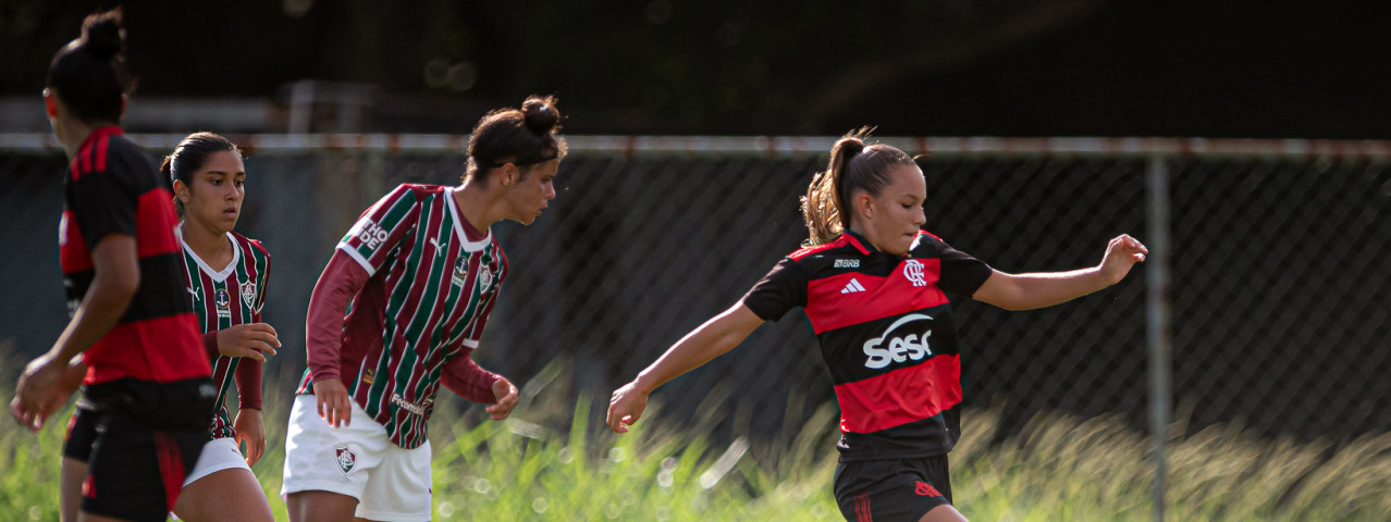 Flamengo vence o Fluminense por 3 a 0 e assume a liderança da Copa Rio Feminina Sub-20