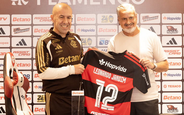 Leonardo Jardim é apresentado e afirma: “é um clube de dimensão mundial”