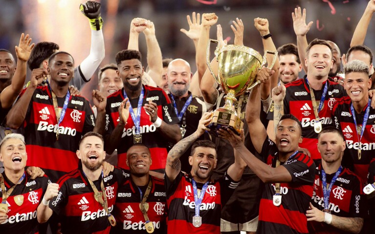 Flamengo vence o Fluminense nos pênaltis e conquista seu 40º título do Campeonato Carioca