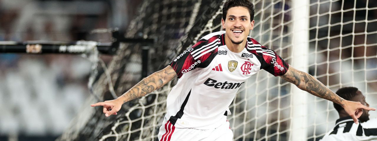 Com autoridade, Flamengo vence o Botafogo e sobe na tabela do Brasileirão