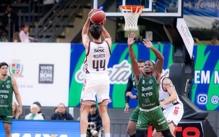 FlaBasquete vence o União Corinthians e fica a uma vitória das quartas de final do NBB