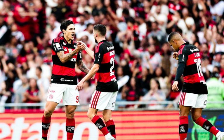 Flamengo empata com o Vasco no Maracanã pela 14ª rodada do Brasileirão