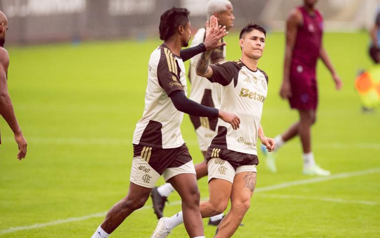 Flamengo vence Bonsucesso em treino na última atividade antes da intertemporada