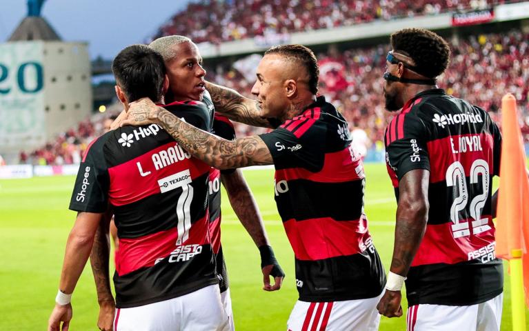 É CAMPEÃO! Flamengo vence o Benfica e conquista o Troféu do Algarve em Portugal