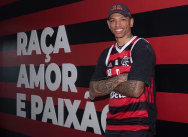 Didi arrives at Gávea_18-06-2026_Photo: Paula Reis / Flamengo